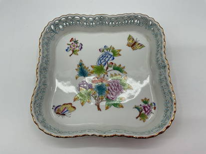 Herend Hungary Hand-Painted Porcelain Square Tray in Queen Victoria Pattern: An exquisite hand-painted square porcelain tray by Herend Hungary, featuring the classic Queen Victoria pattern. The tray displays vibrant butterflies and florals in rich colors, framed by a delicate