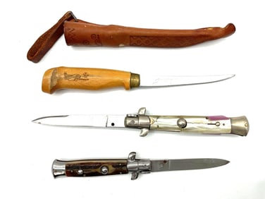 Lot of 4 Vintage Knives – Switchblades and Wood-Handled Blade
