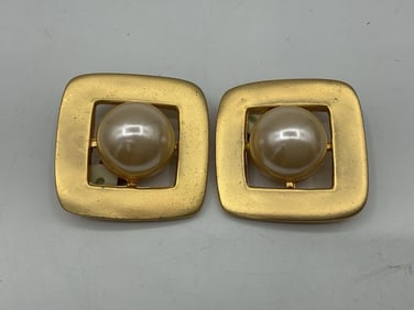 Vintage Square Open-Frame Clip-On Earrings with Faux Pearl Center