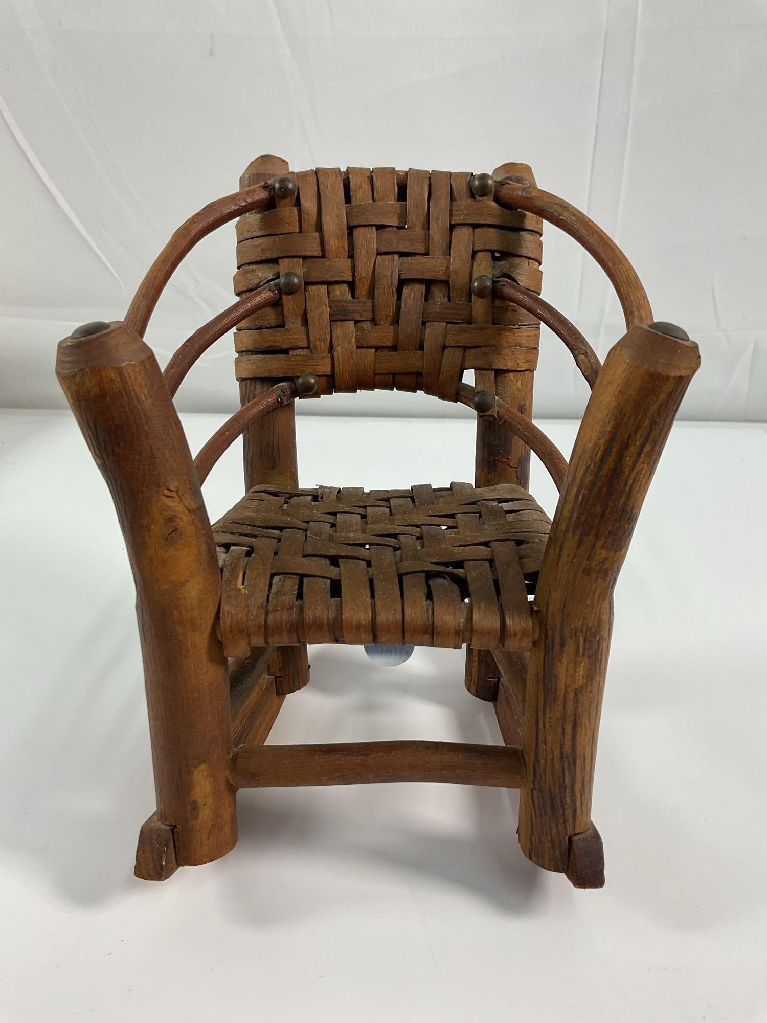 Miniature splint Rocking Chair - Box 17 (1 of 3)