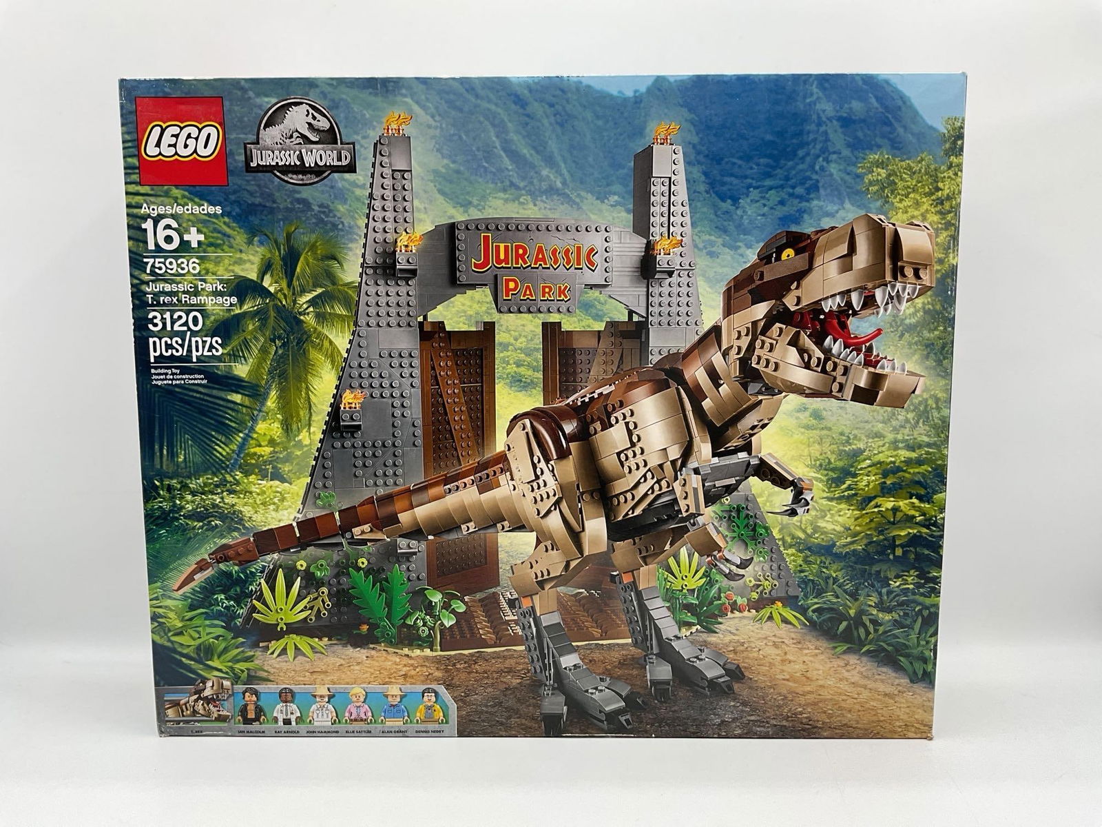 RETIRED - LEGO Jurassic Park: T. rex Rampage Set 75936 (1 of 2)