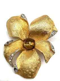 Gold Tone Flower Brooch with Textured Petals