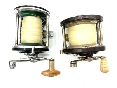 Pair of two Vintage Penn Peer 209 level wind conventional fishing reels