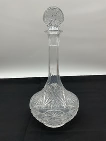 Cut Crystal Decanter with Starburst Stopper