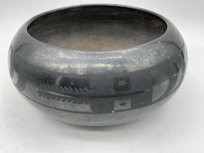 Orginal Maria Poveka Martinez Blackware Pottery Bowl: Hand-coiled blackware bowl by Maria Poveka Martinez (1887–1980), renowned San Ildefonso Pueblo potter. Features traditional matte-on-polished geometric designs. Shallow rounded form with broad shoul