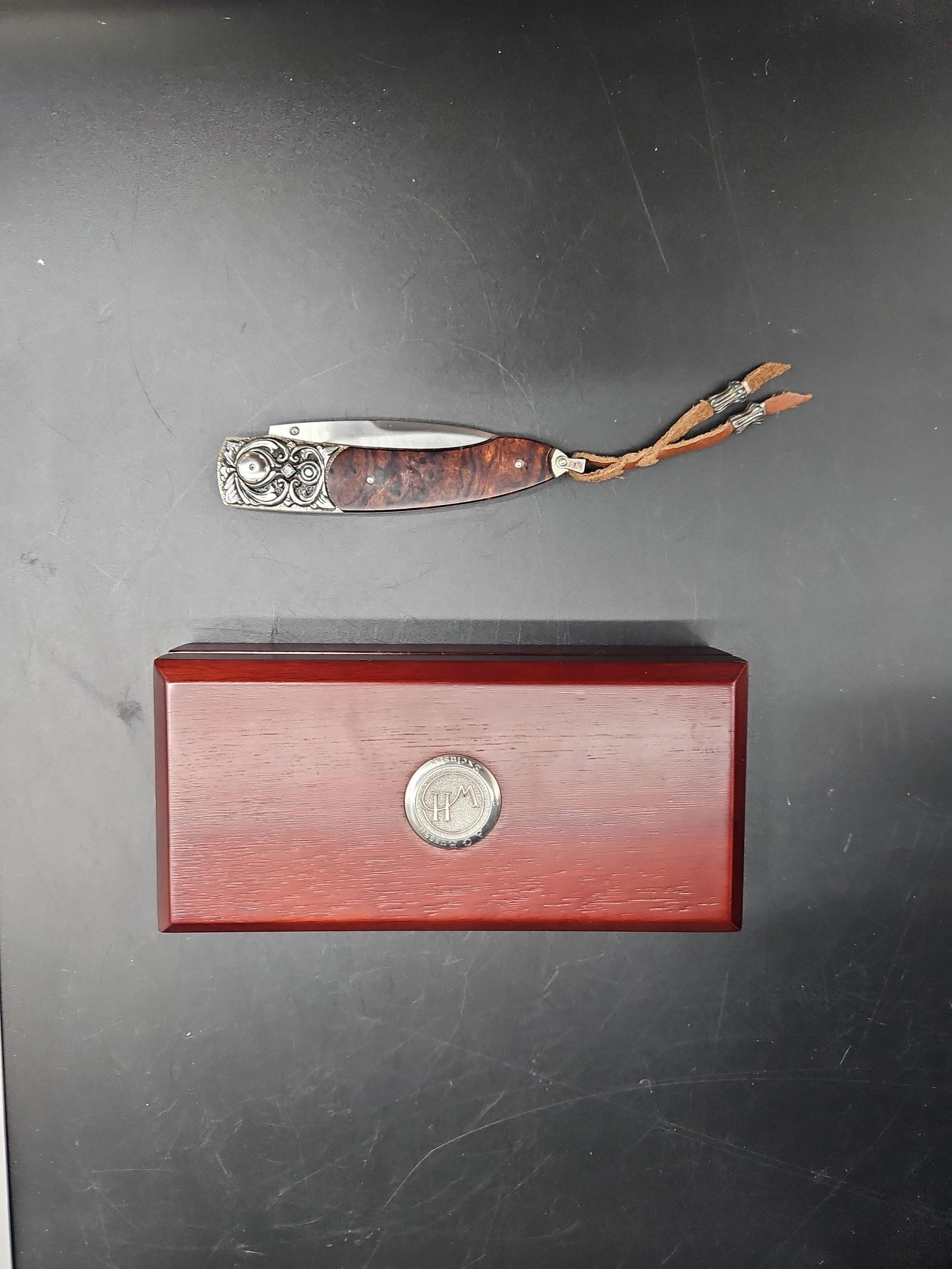 William Henry Limited Edition Folding Knife with Display Box (1 of 5)