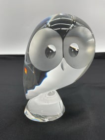 VERY RARE Vintage Stueben Glass Art Owl - Etched on bottom