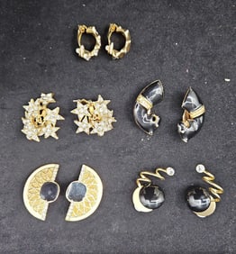 Vintage Black and Gold Clip-On Earrings Collection – 5 Pairs