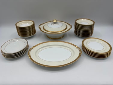 Empress China Japan / Noritake Crestgold China Dinnerware Set