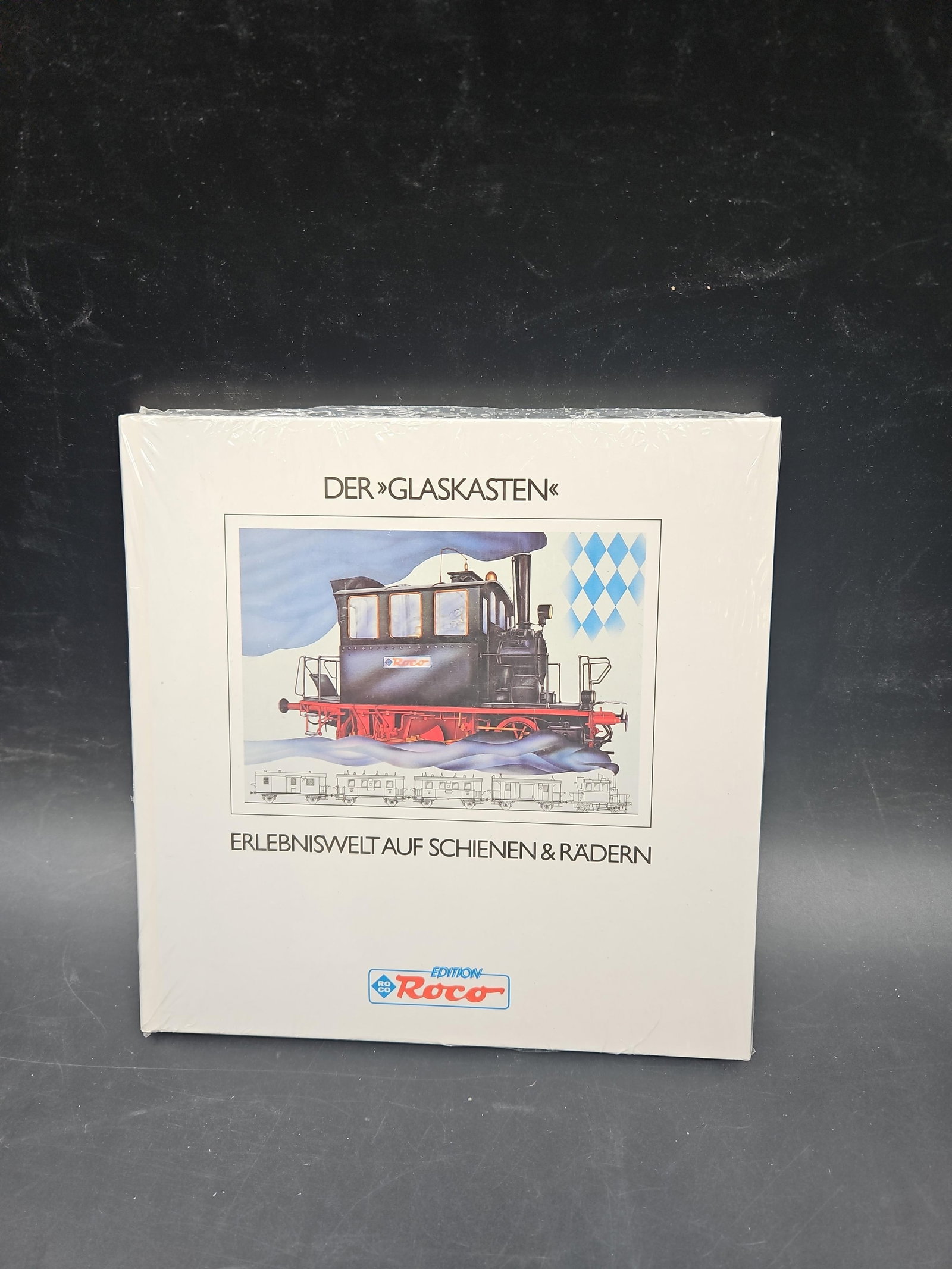 Roco H0 43030 Model Train Set - Der Glaskasten - The Glass Box (1 of 2)