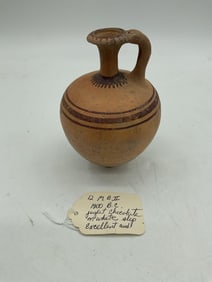 12 - M.B. II 1800 B.C. Juglet Chocolate on White step excellent condition