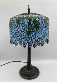 Tiffany Style Wisteria Stained Glass Table Lamp