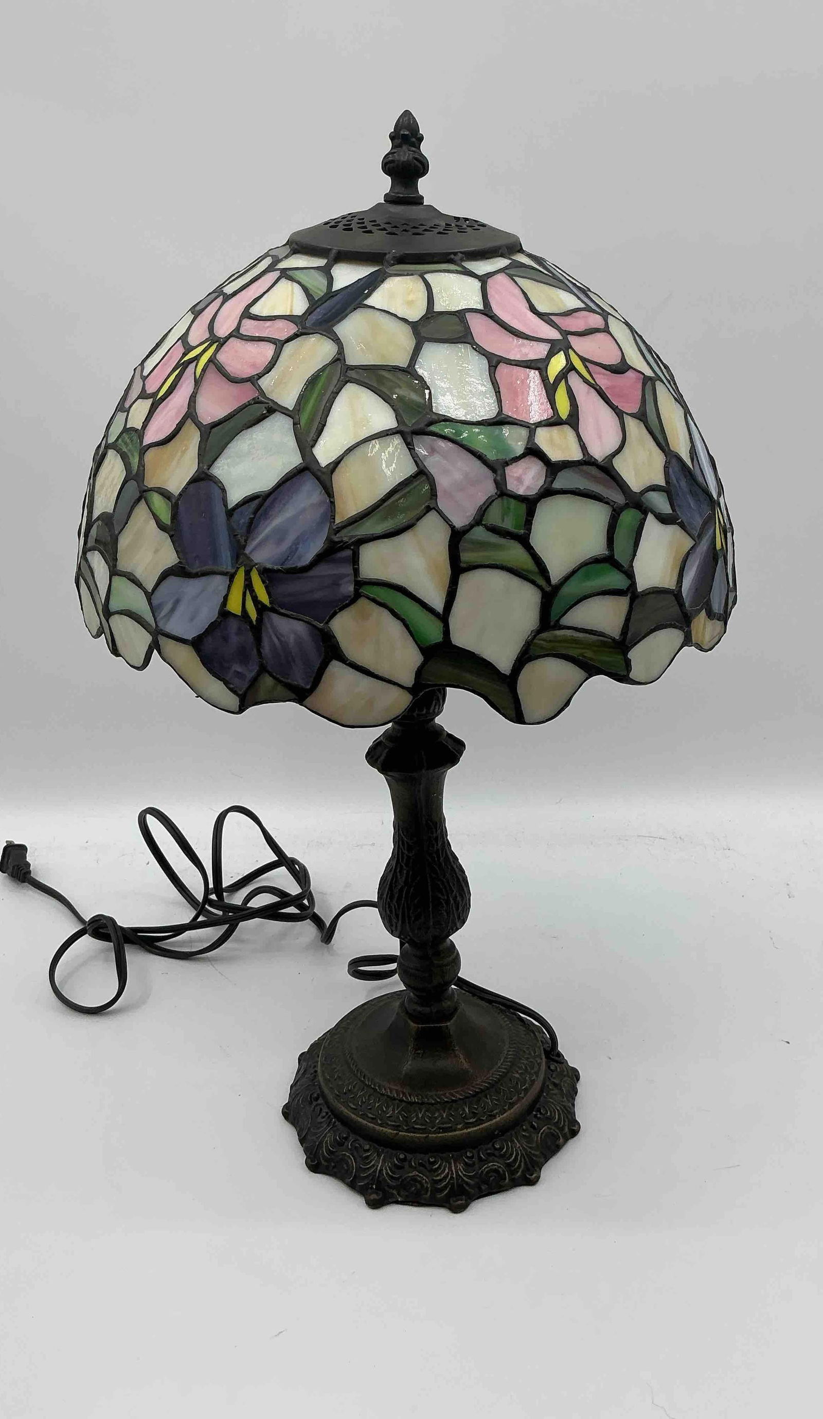 Vintage Black Dale Tiffany Lamp (1 of 11)
