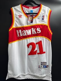 Dominique Wilkins Autographed Hawks Jersey