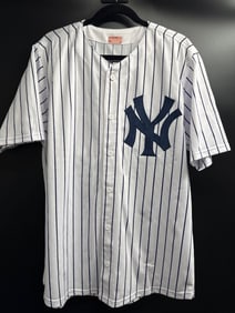 Goose Gossage Autographed Yankees Jersey