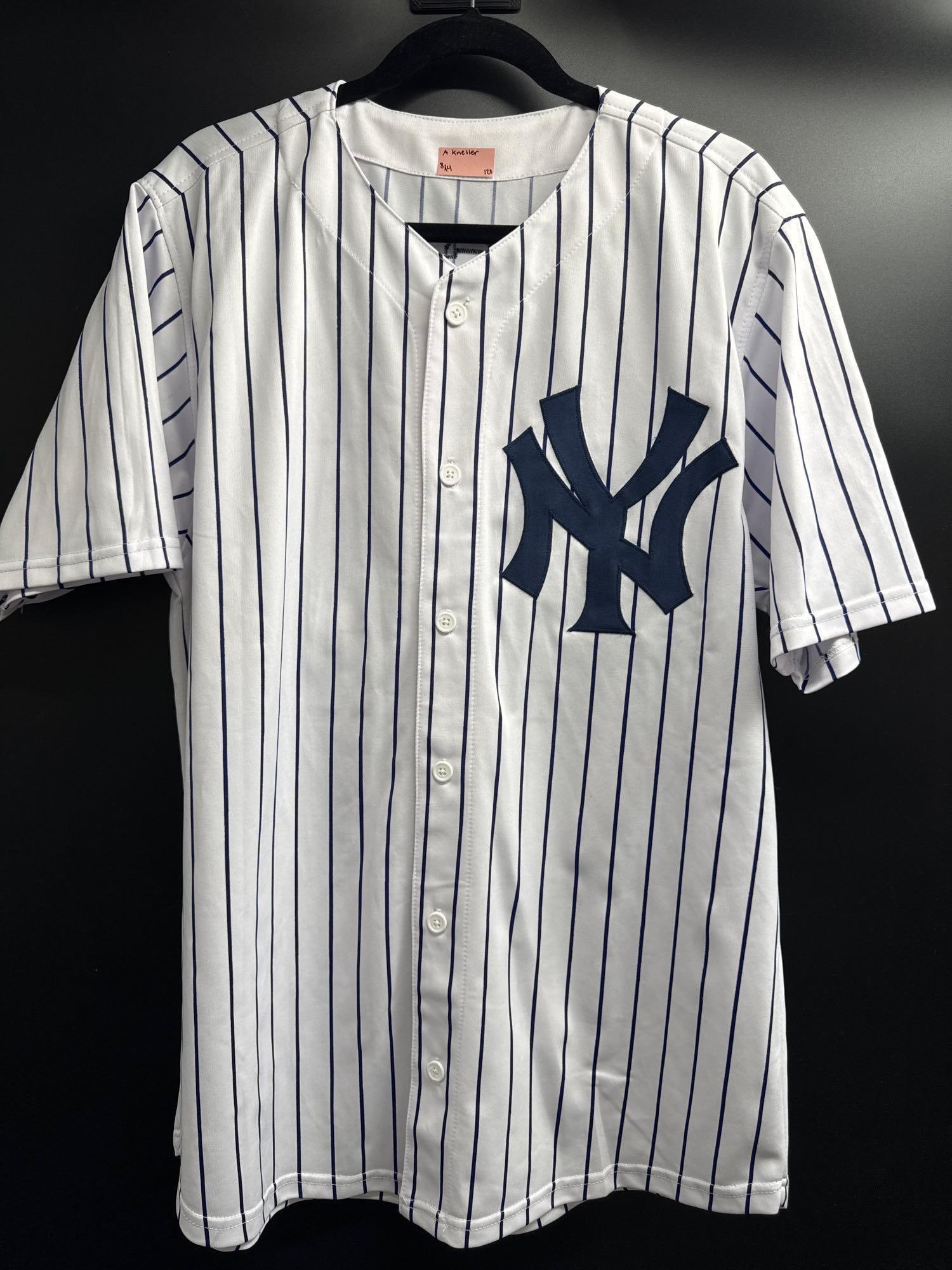 Goose Gossage Autographed Yankees Jersey (1 of 4)