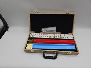 Mahjong Game Set in Carrying Case