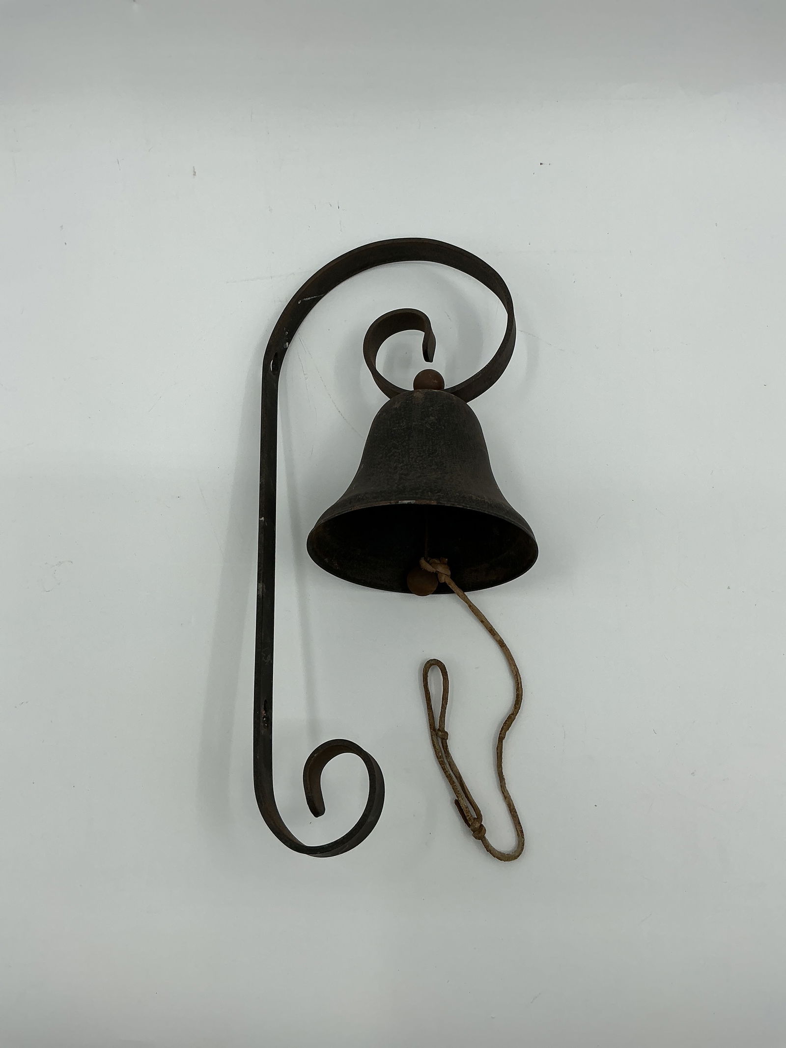 Antique Iron Dinner Bell with Scroll Bracket (1 of 3)