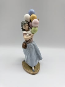 Lladro Figurine: Girl with Balloons