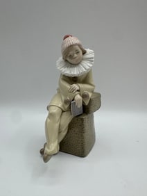 Lladro Porcelain Figurine - Resting Clown with Book
