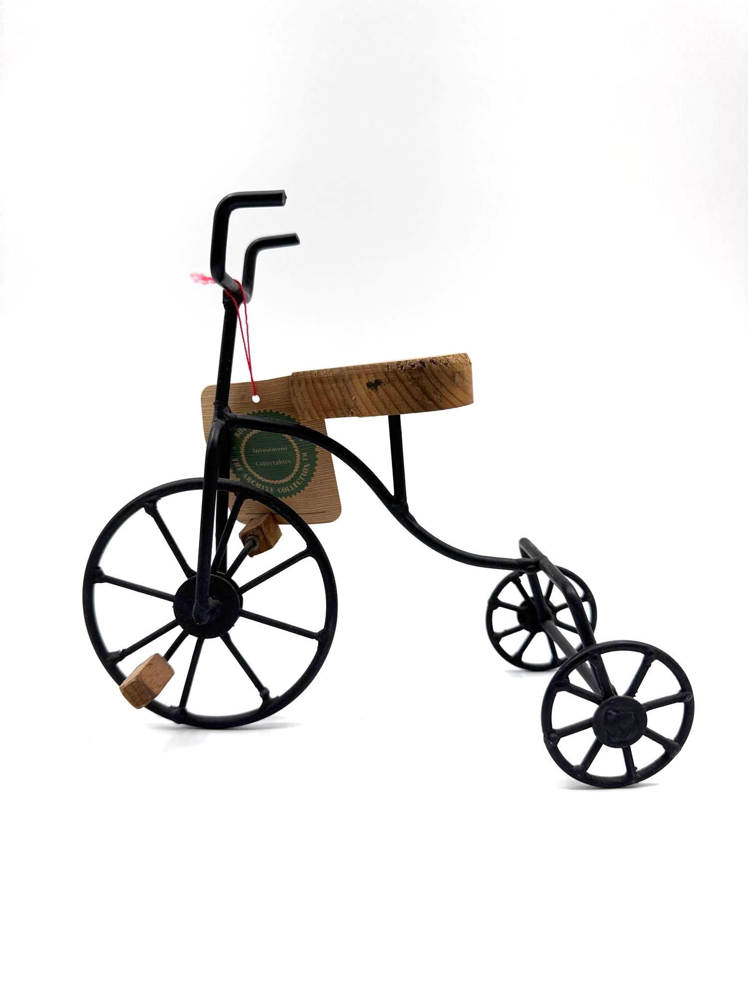Miniature Vintage Tricycle Figurine (1 of 3)