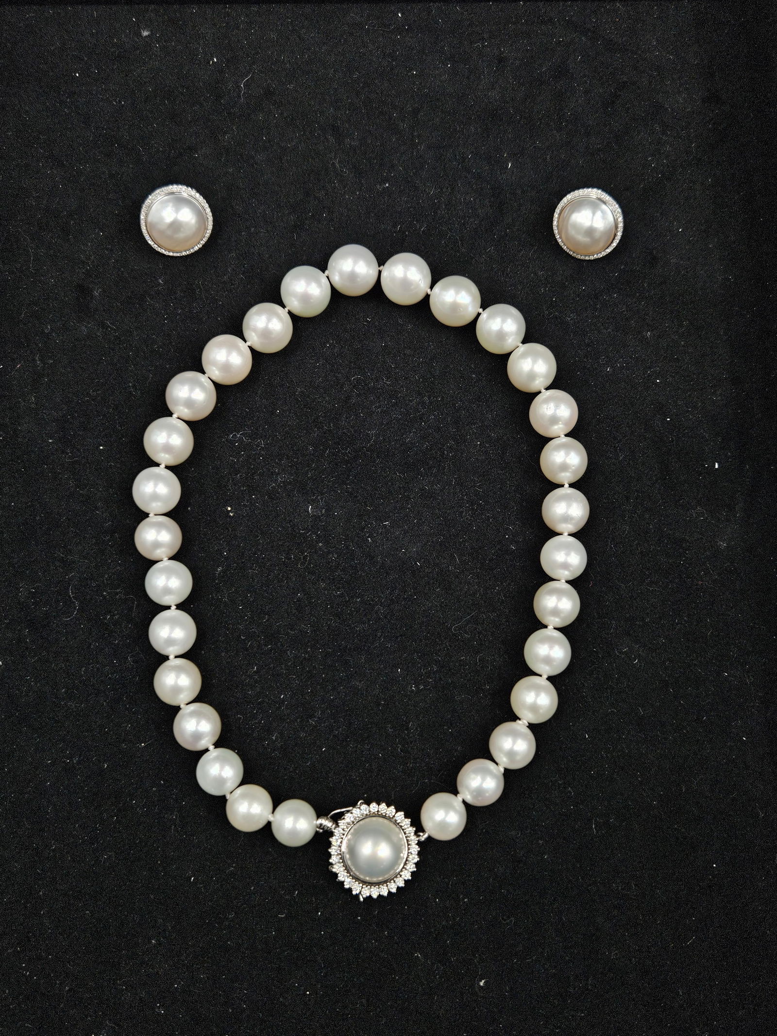 Mabe Pearl and diamond Jewelry Set 14kt gold