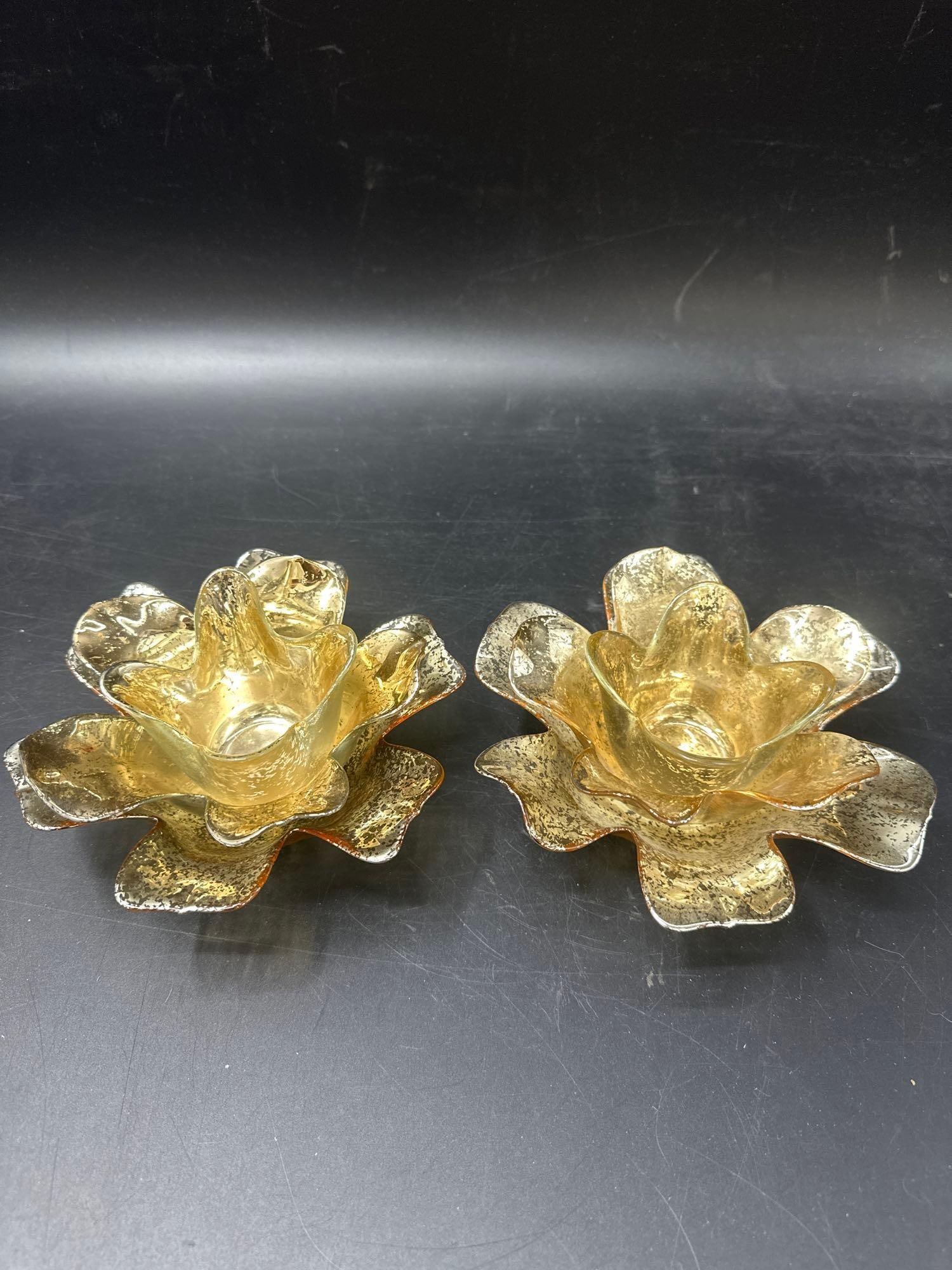 Pair of Murano-Style Glass Lotus Candleholders and Bowl (1 of 4)