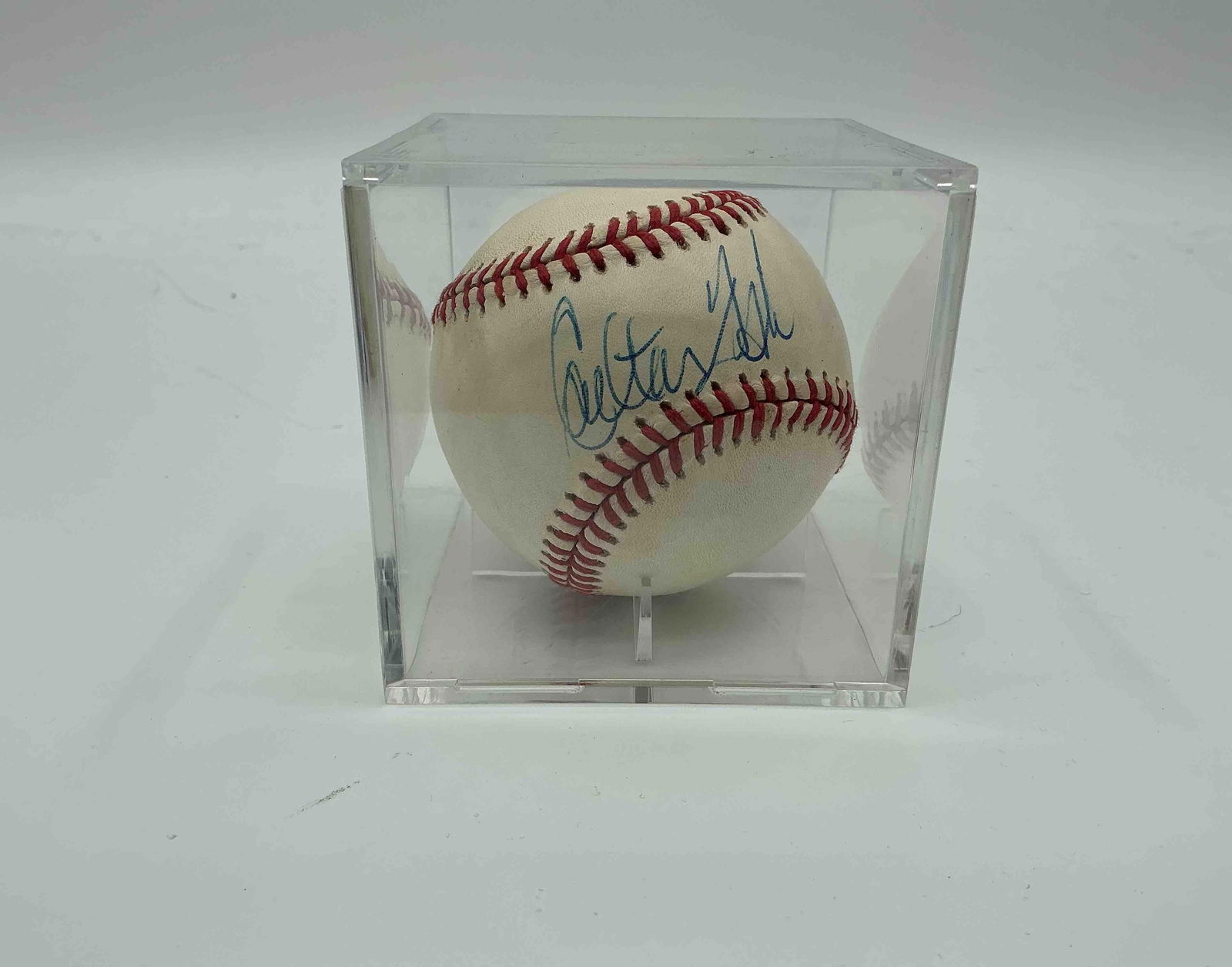 Carlton Fisk Signed Baseball PSA/DNA Authenticated (1 of 6)