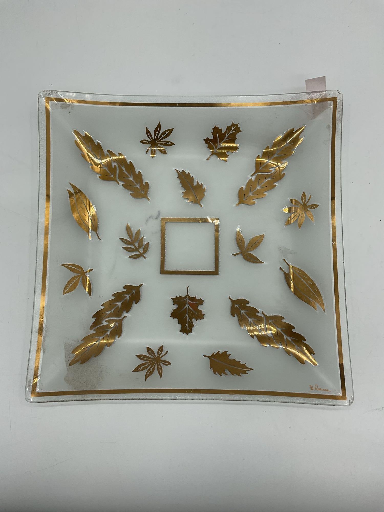 G. Reeves Gold Leaf Motif Decorative Plate (1 of 3)