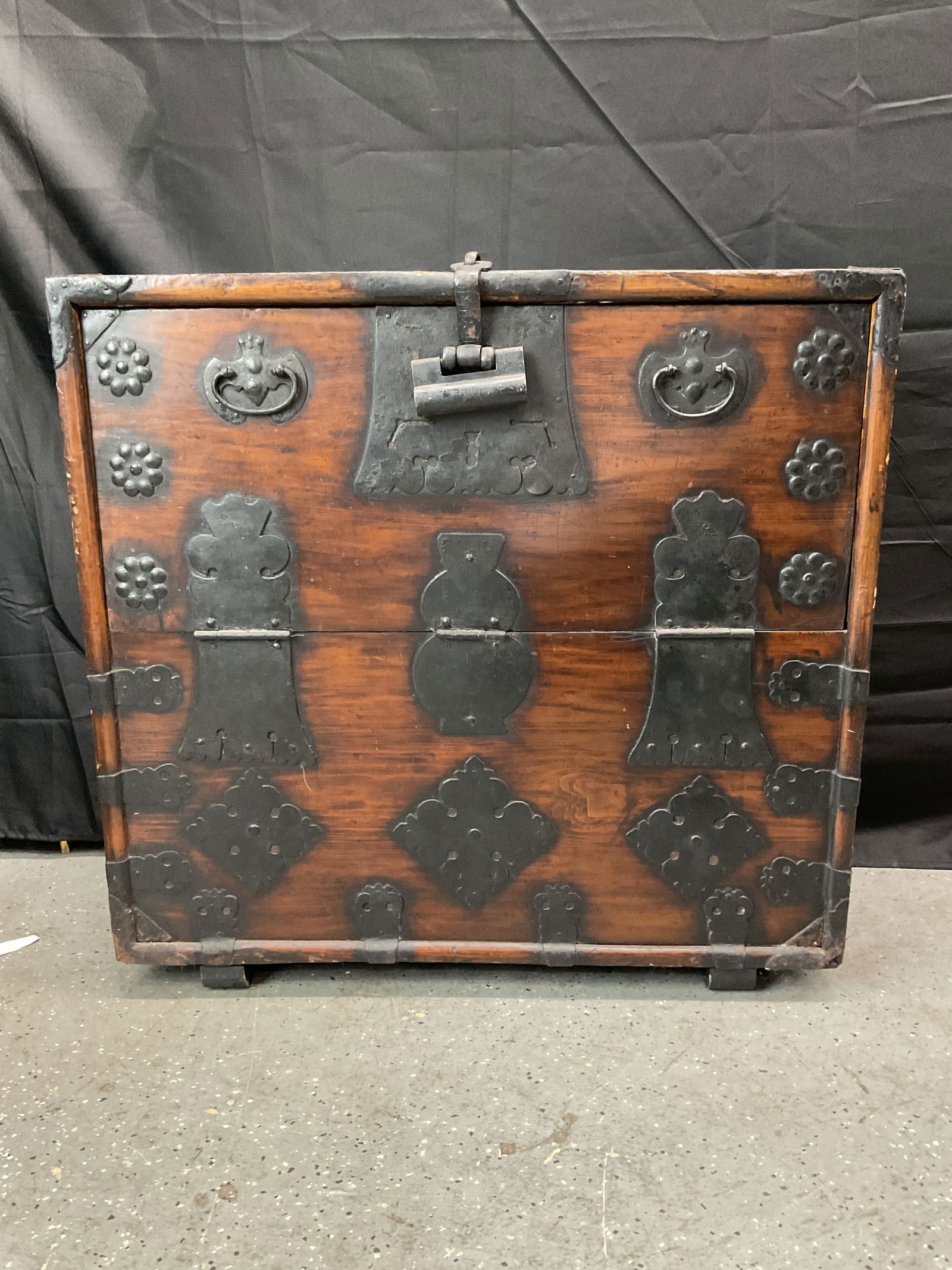 Korean Bandaji Chest with Iron Hardware (1 of 6)