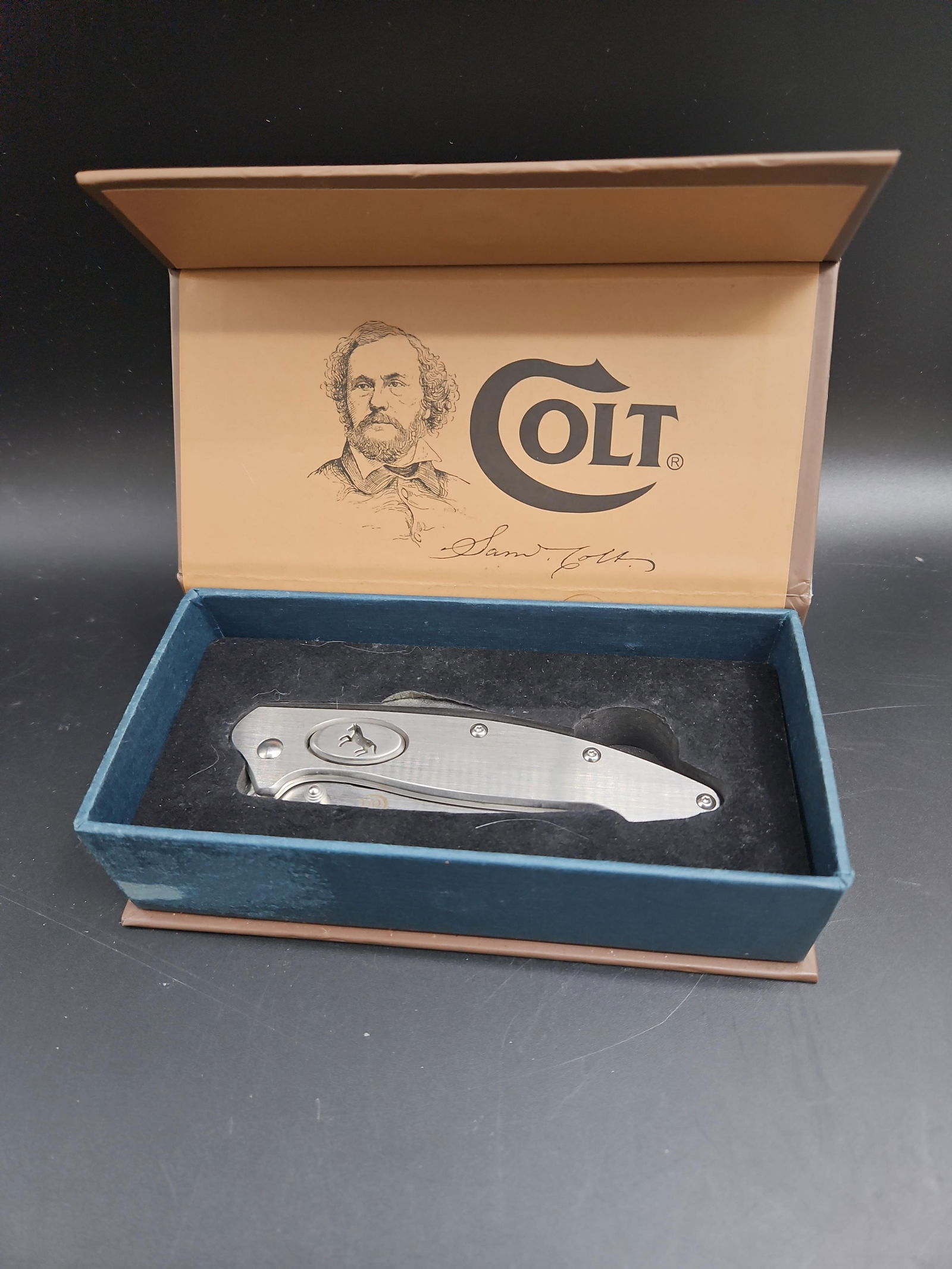Colt Stainless Steel Folding Knife with Original Box (1 of 7)
