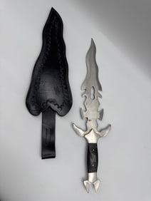 Fantasy Double-Edged Dagger with Sheath
