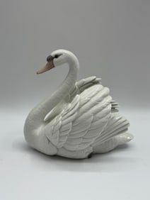 Lladro Swan Figurine