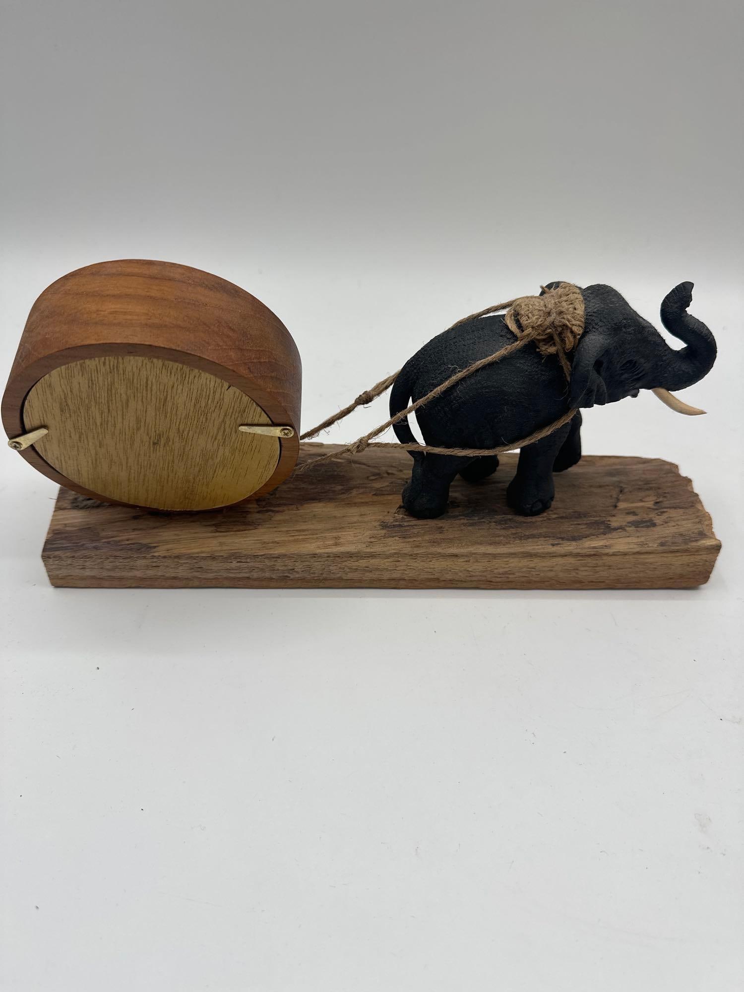 "SiamClock" Elephant Desk Clock (1 of 3)