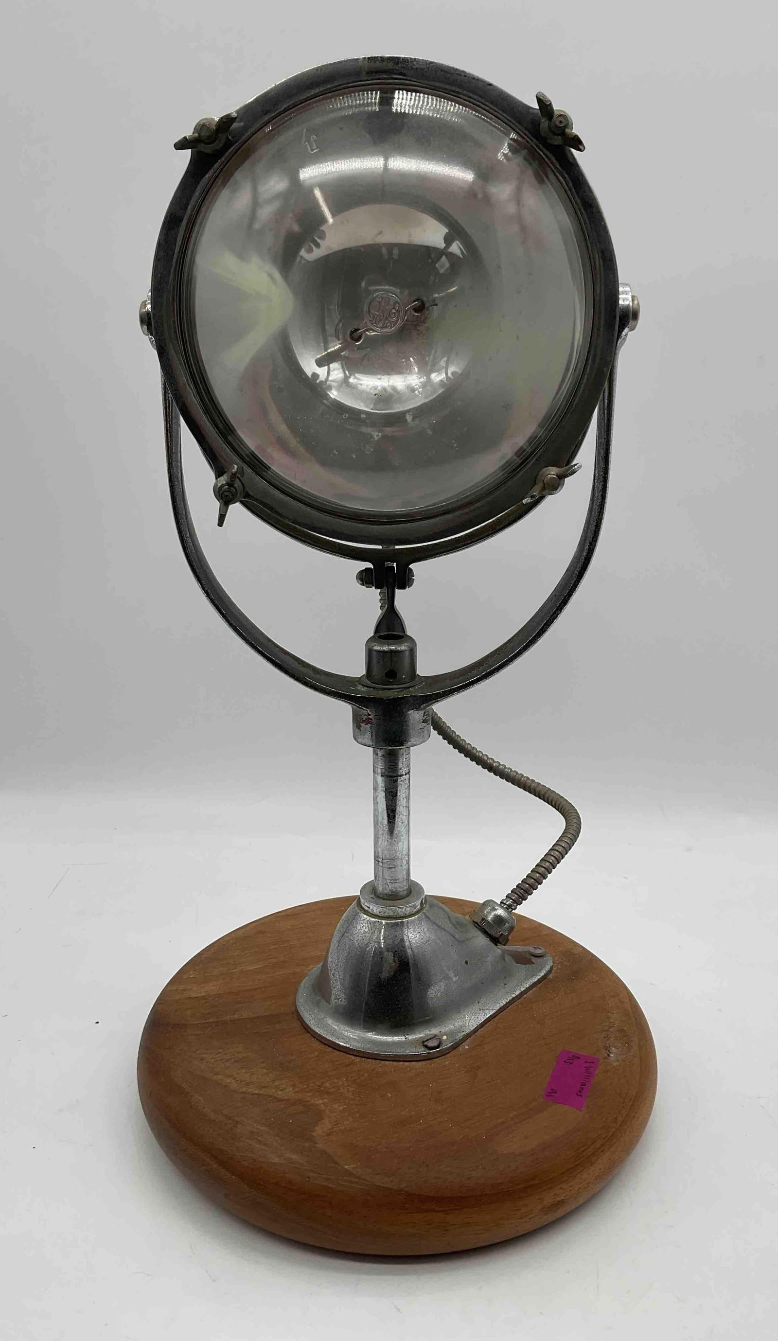WORLD WAR II ERA  ELECTRIC NAUTICAL SHIP SPOTLIGHT (1 of 5)