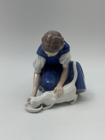 Bing & Grondahl Figurine - Girl with Cat