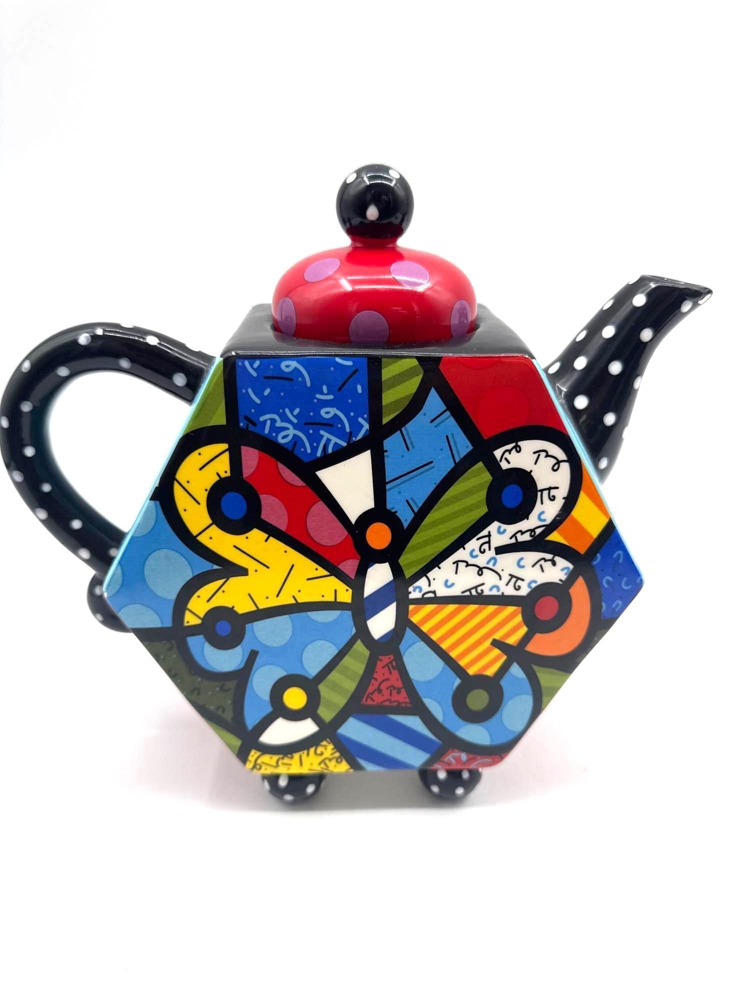 Romero Britto Butterfly Hexagon Teapot (1 of 5)