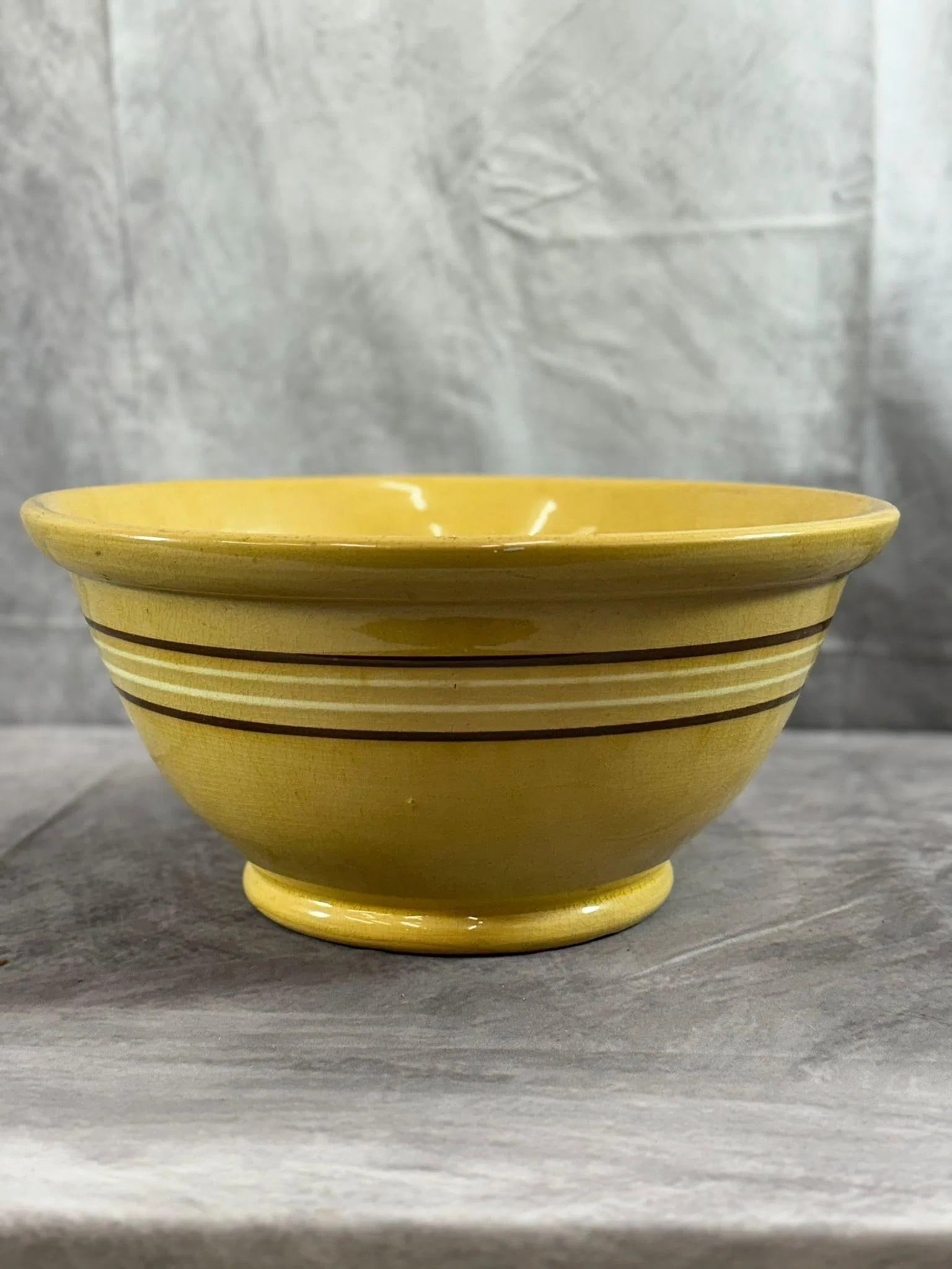 Vintage Banded Yellow Ware Bowl 1890-1910: Vintage Banded Yellow Ware Bowl 1890-1910 H7in Dia14in approx
