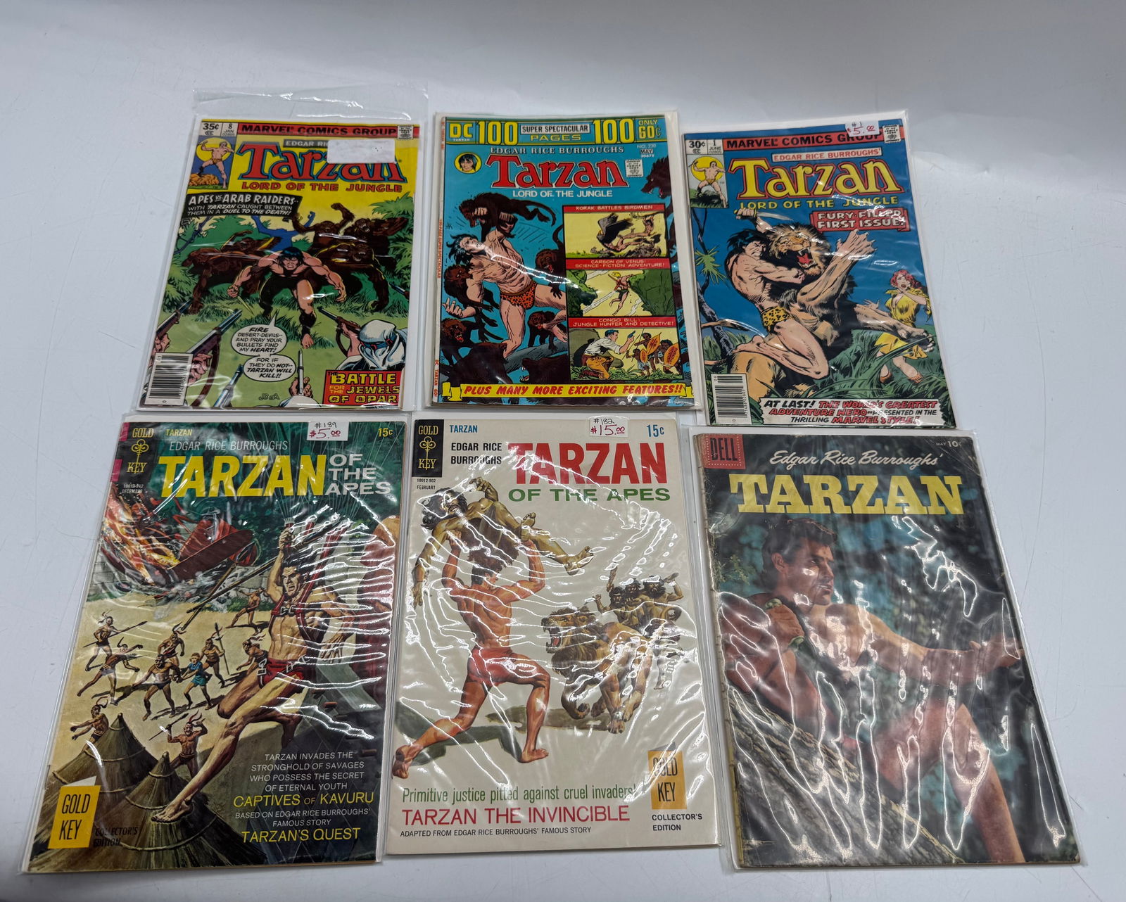 Lot of 6 Tarzan Comic Books (1 of 3)