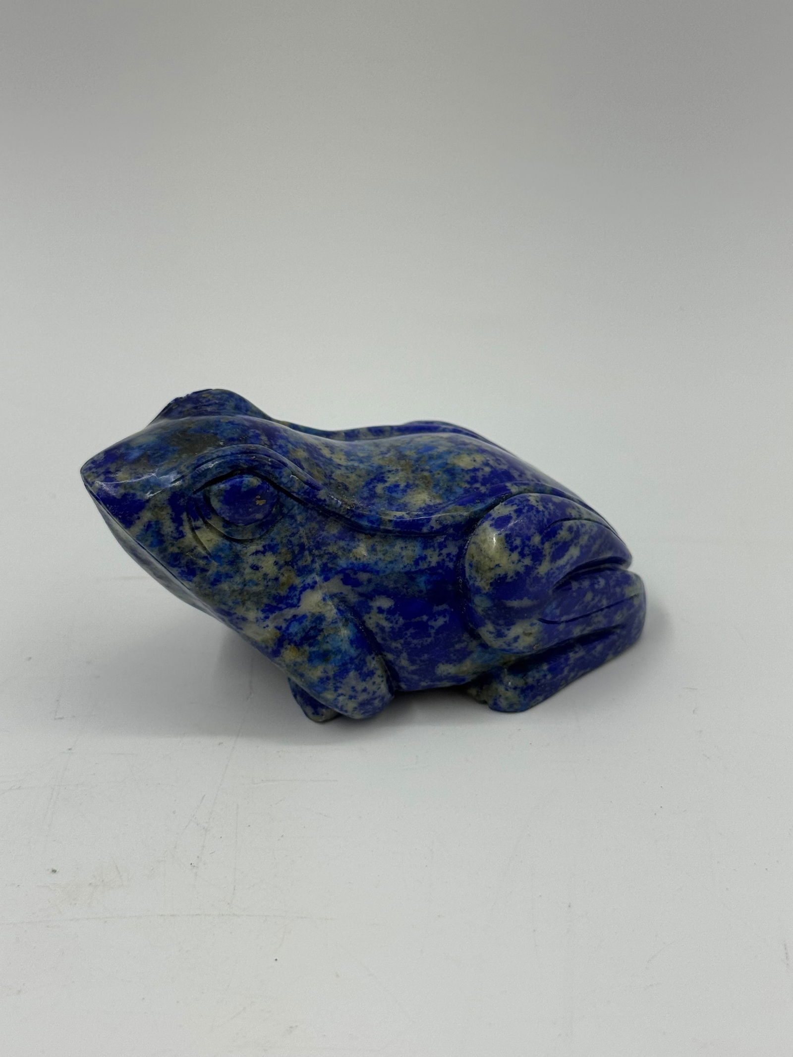 Lapis Lazuli Frog Carving (1 of 3)