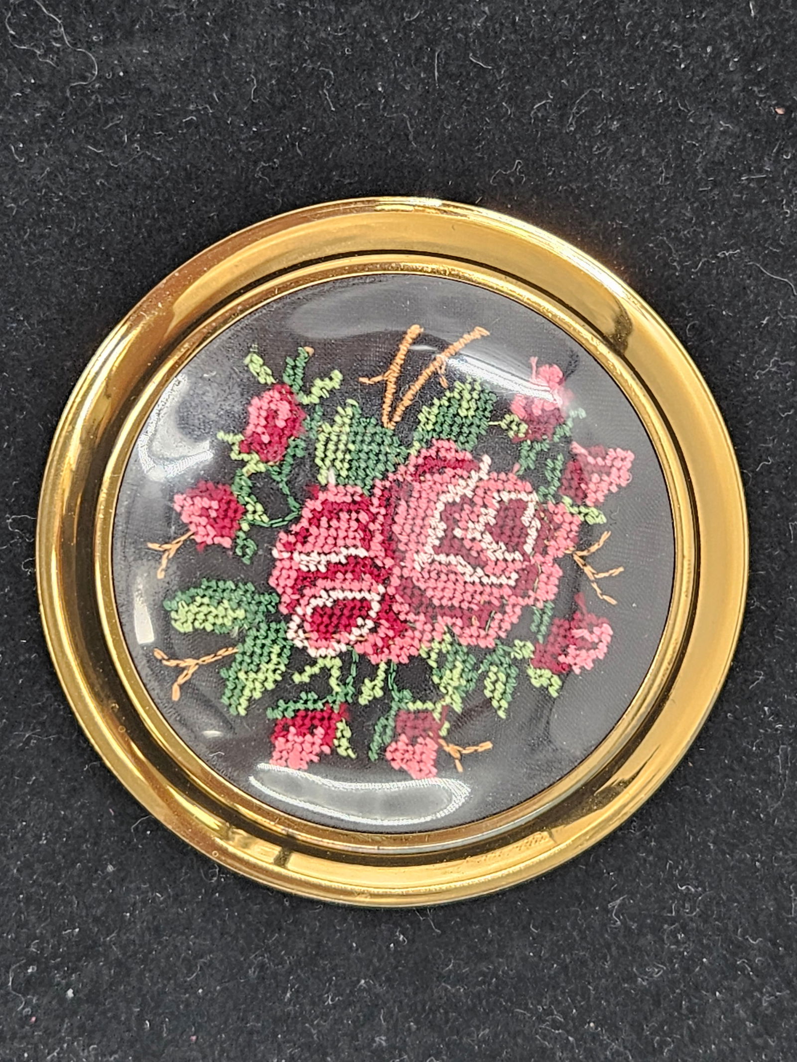 Vintage Needlepoint Floral Design Compact (1 of 3)