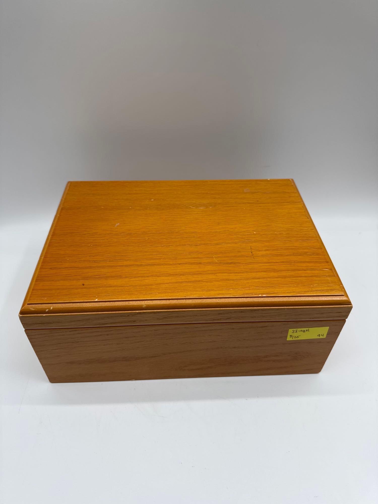 Mid-Century Wooden Storage Box (1 of 3)