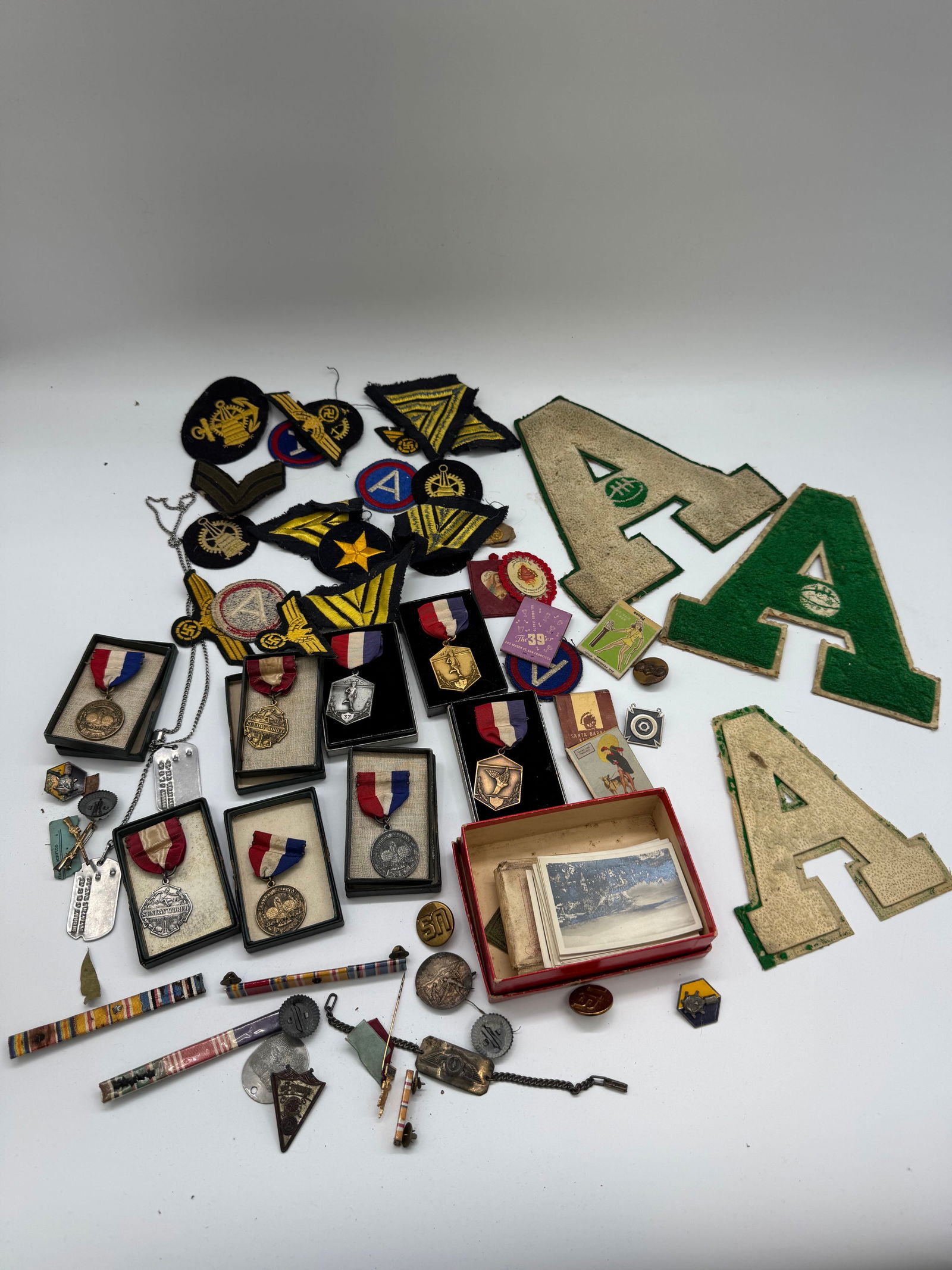 Vintage Military & Patriotic Pins, Medals, Patches (1 of 1)