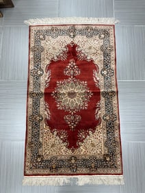 Small Persian Rug, 5ft x 3ft