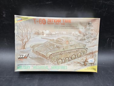 Zvezda 1/35 Scale T-60 Soviet Light Tank Model Kit