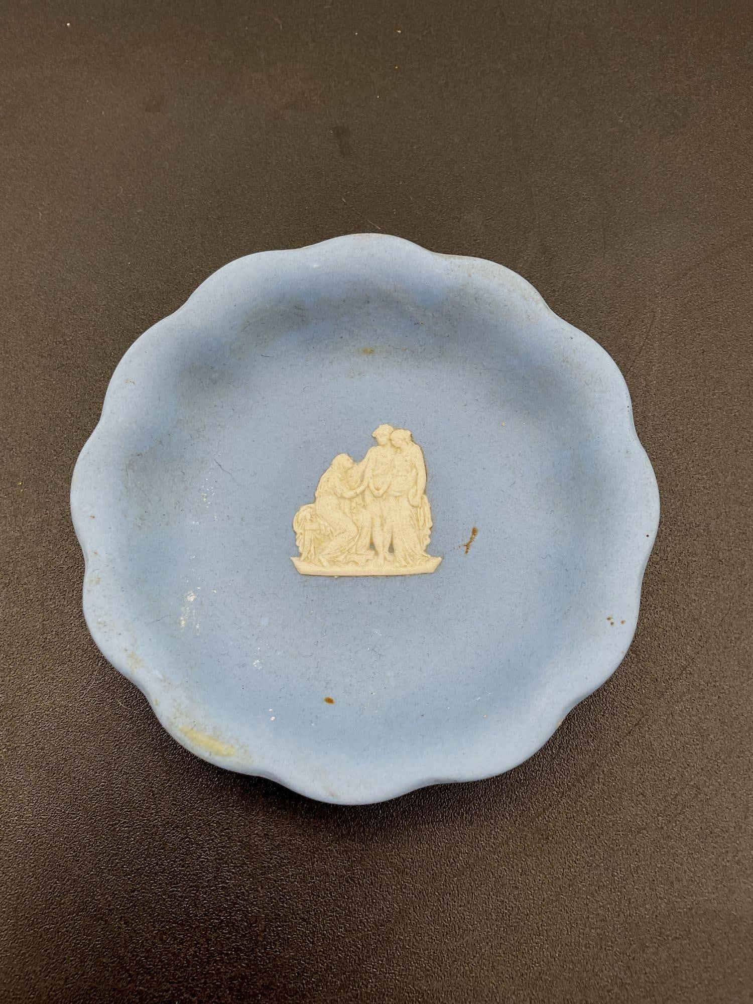 Small Wedgwood Jasperware Trinket Dish in Blue (1 of 3)