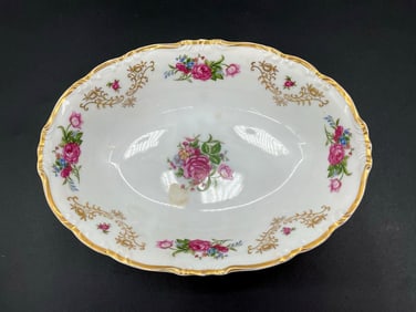 Wentworth China "Versailles 903" Oval Serving Bowl