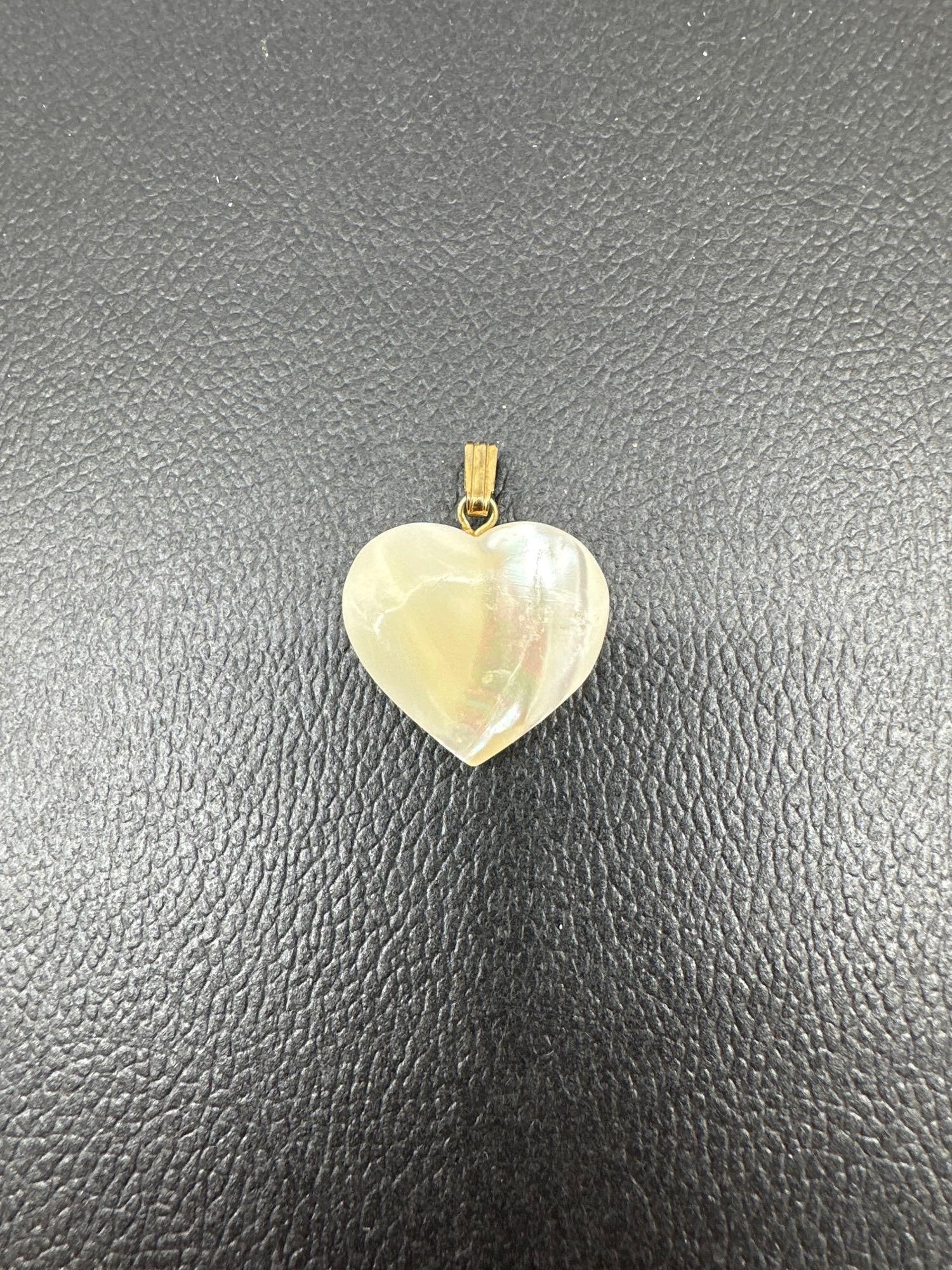Mother-of-Pearl Heart Pendant with Gold-Tone Bail (1 of 2)