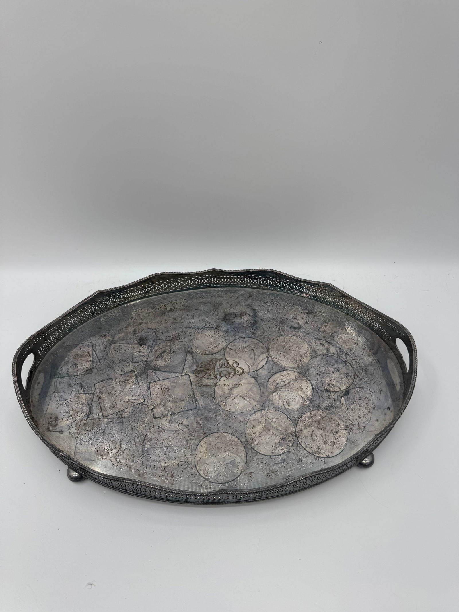 Vintage Silver Plated Engraved Serving Tray Dated 1934 (1 of 4)