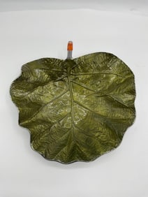 Artistic Accents Leaf-Shaped Aluminum Dish